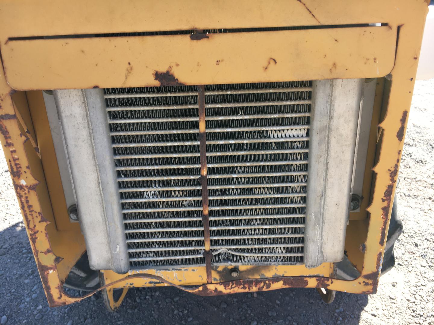 ./imagenes/INVOICE/2019/16360/ZANJADORA VERMEER_RT100 (23).JPG